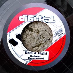 Robert Emmanuel - Dem A Fight