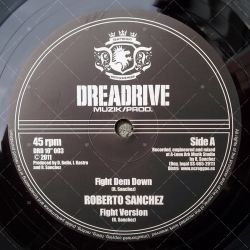 Roberto Sanchez - Fight Dem Down