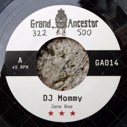 Bukkha feat. Jane Bee - Dj Mommy