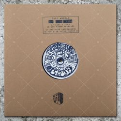 Toni Wobble - Dub Come Strong